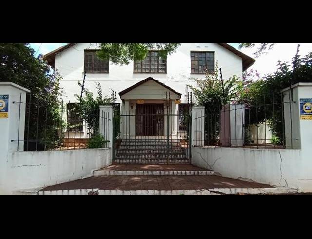 7 BEDROOM HOUSE FOR SALE IN KENSINGTON